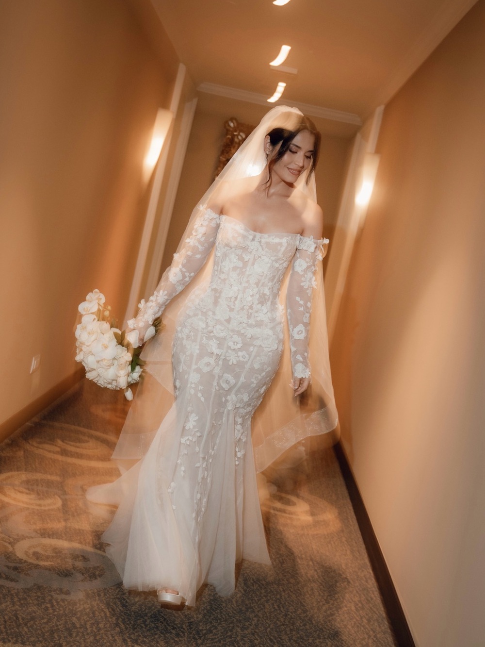 26-P08 Berta Wedding Dress